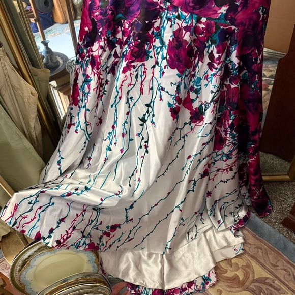 Cache Pink and White Floral Maxi Dress - Picture 5 of 16